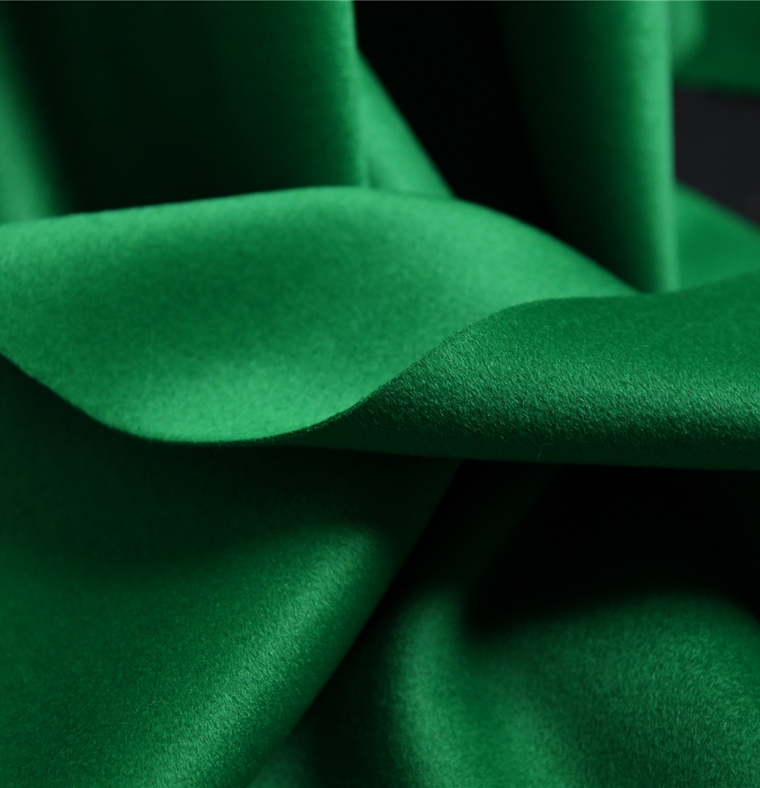 意大利READ小卷尾货超细双面羊绒大衣布料 带自然光泽感属性 设计