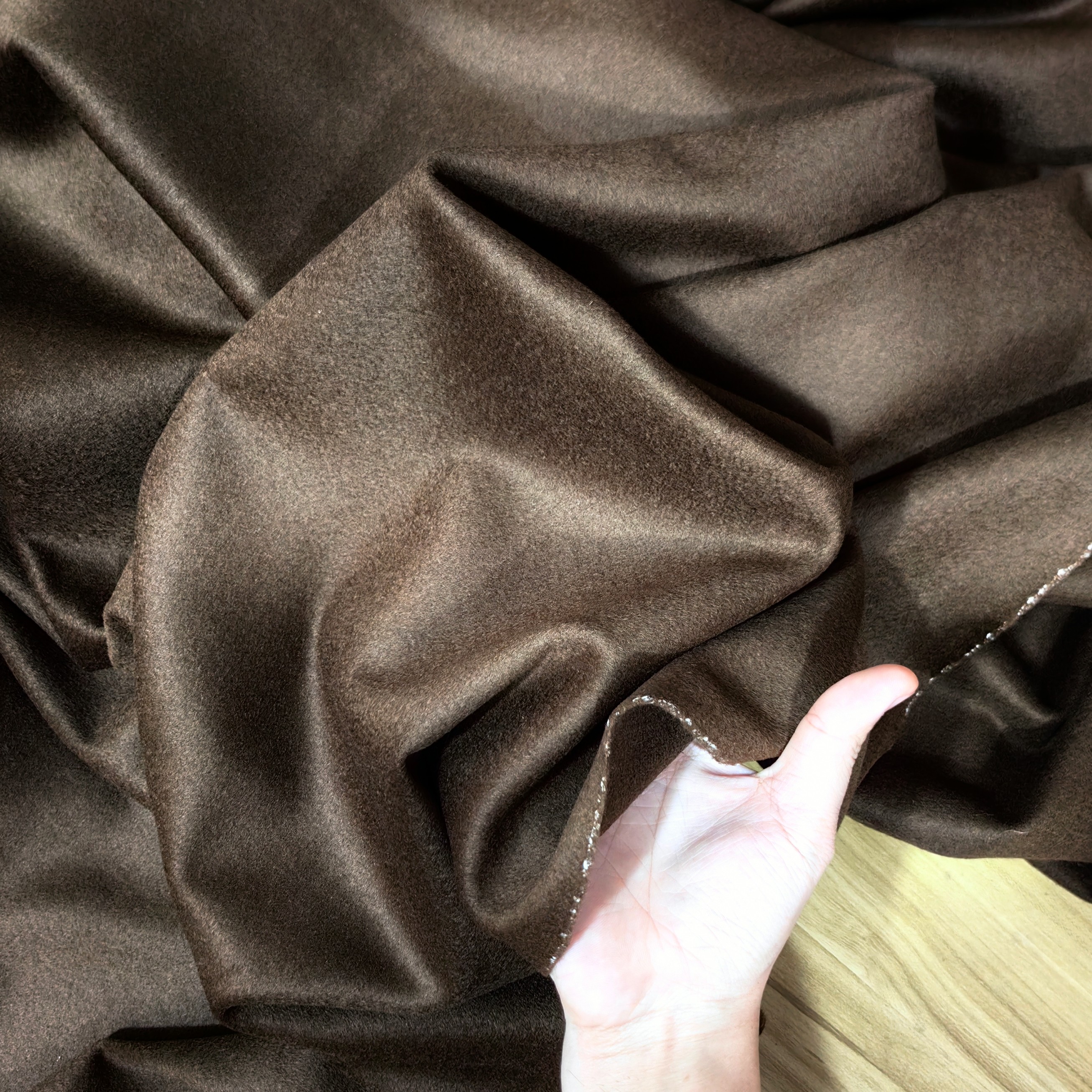 棕咖色  单面混纺山羊绒光泽糯感舒暖松软505克148宽 设计师