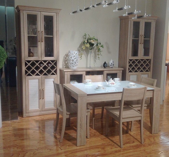 万力家具 时尚简约现代桌子 长方形 单层餐桌 玻璃餐台 1.4米