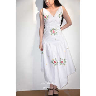 V领 无袖 西伯利亚 连衣裙 碎花 吊带 Doris Rea Naya 现货