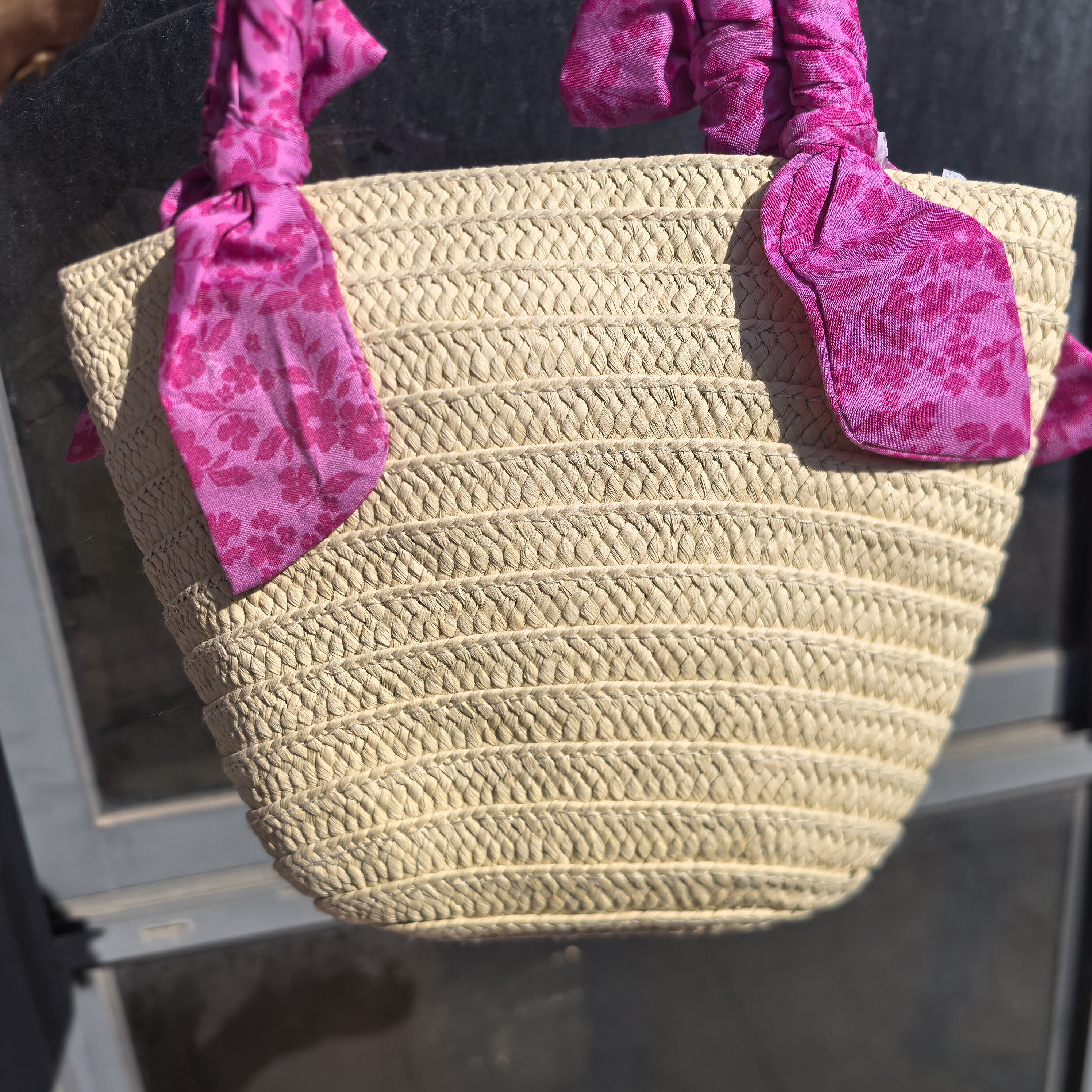 亲子草编包女度假沙滩托特粉色亮ins风拍照出片日用穿搭手提饺子