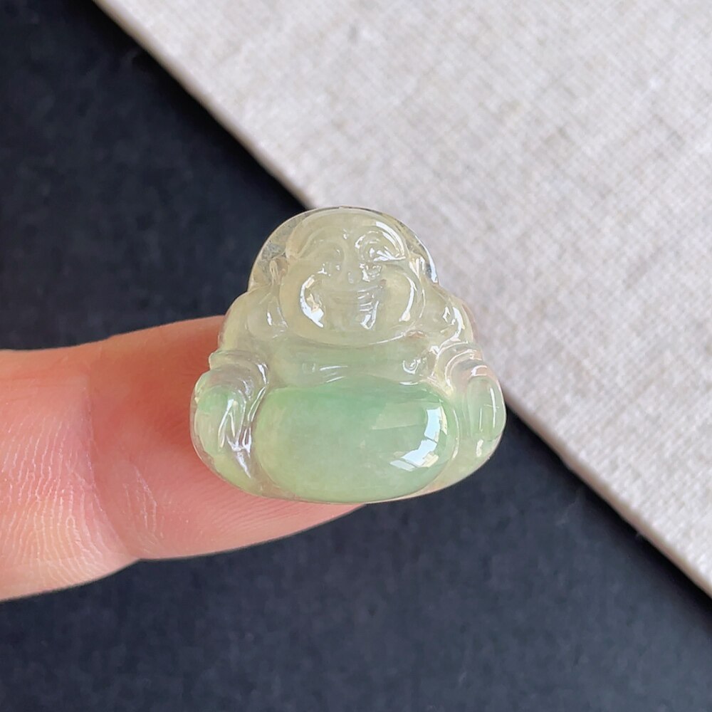 冰种飘阳绿翡翠佛公吊坠天然a货
