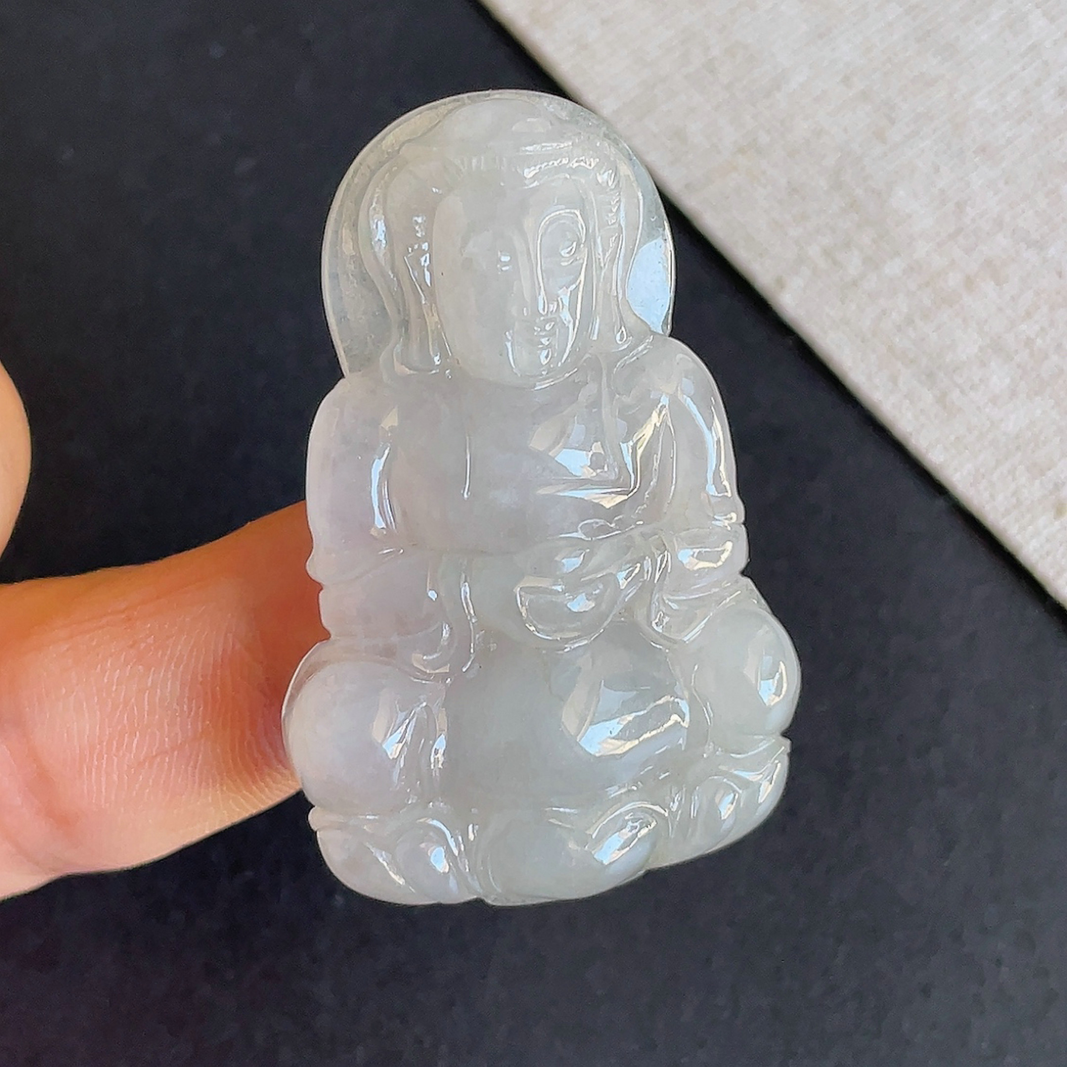 天然缅甸翡翠冰糯种观音吊坠