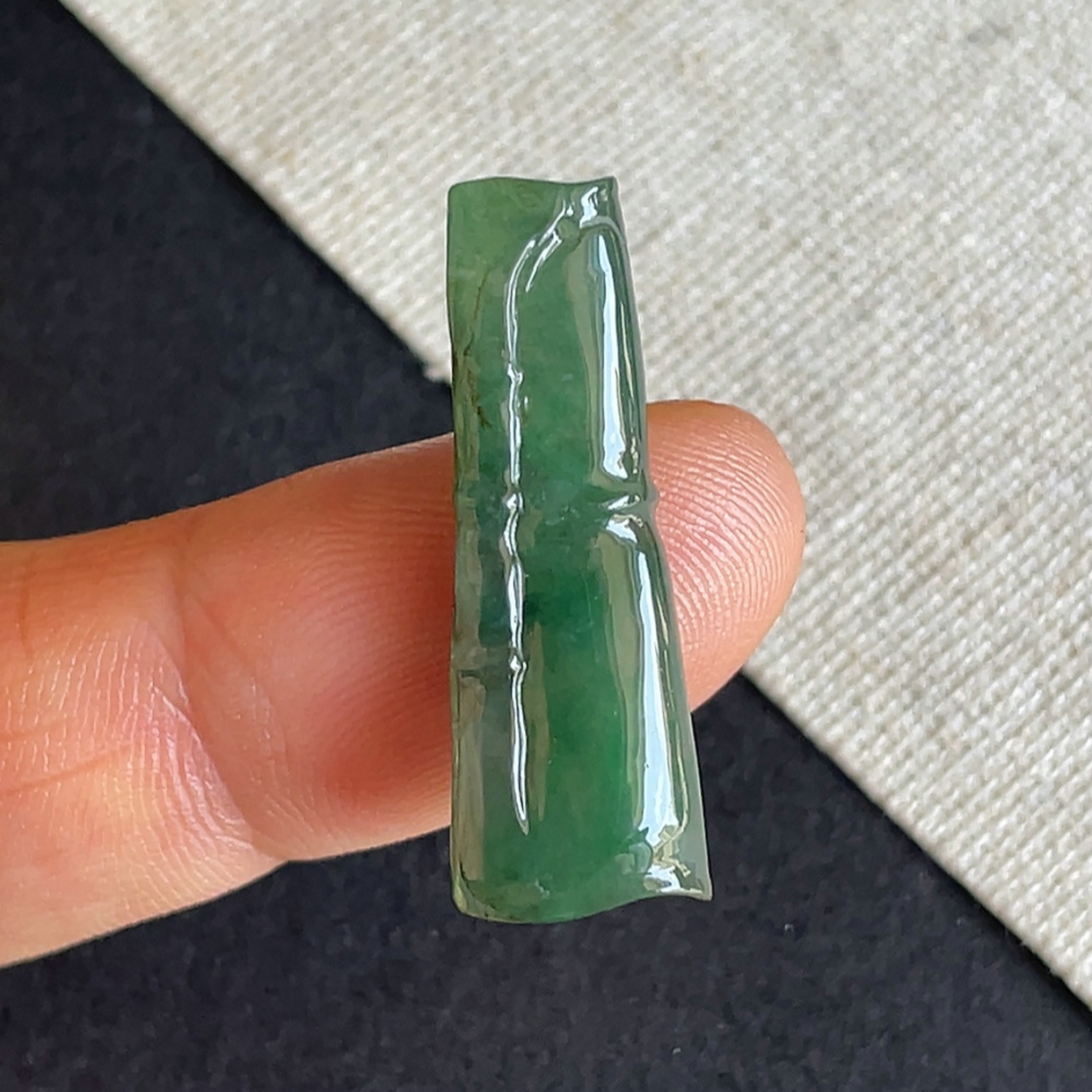 天然缅甸翡翠冰种满绿竹节吊坠