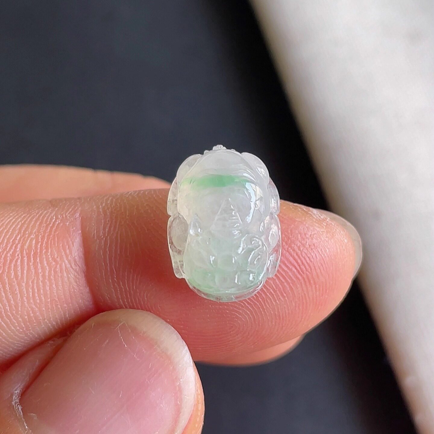 0815-8天然老坑冰种飘阳绿貔貅戒面 翡翠A货送证书~金晶翡翠