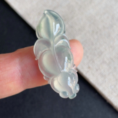 0316A3缅甸老坑天然A货翡翠冰种飘阳绿翡翠鱼吊坠～金晶翡翠