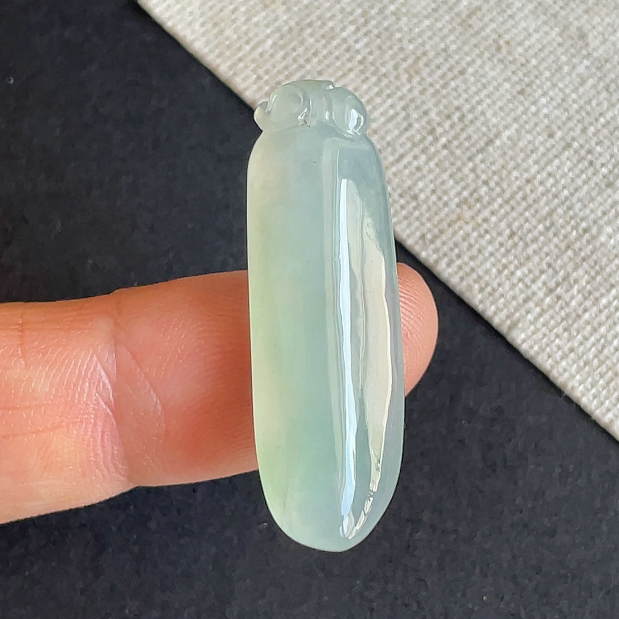 天然缅甸翡翠冰种满色福瓜吊坠