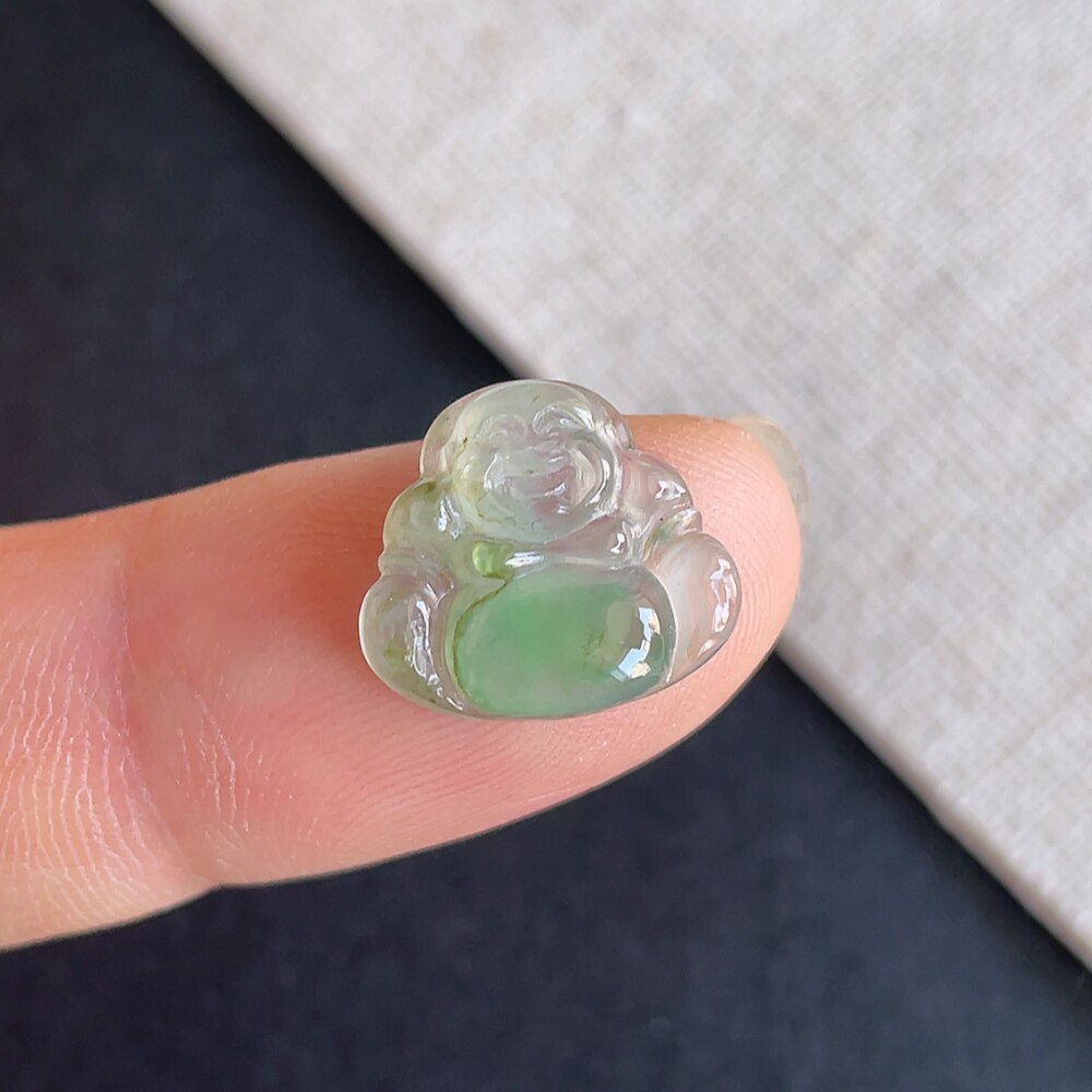 缅料翡翠冰种飘阳绿小佛公戒面