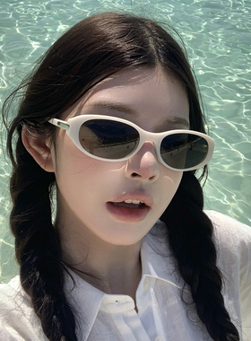 韩版2026新款白色时尚墨镜女高级感夏季显脸小遮阳太阳镜防紫外线