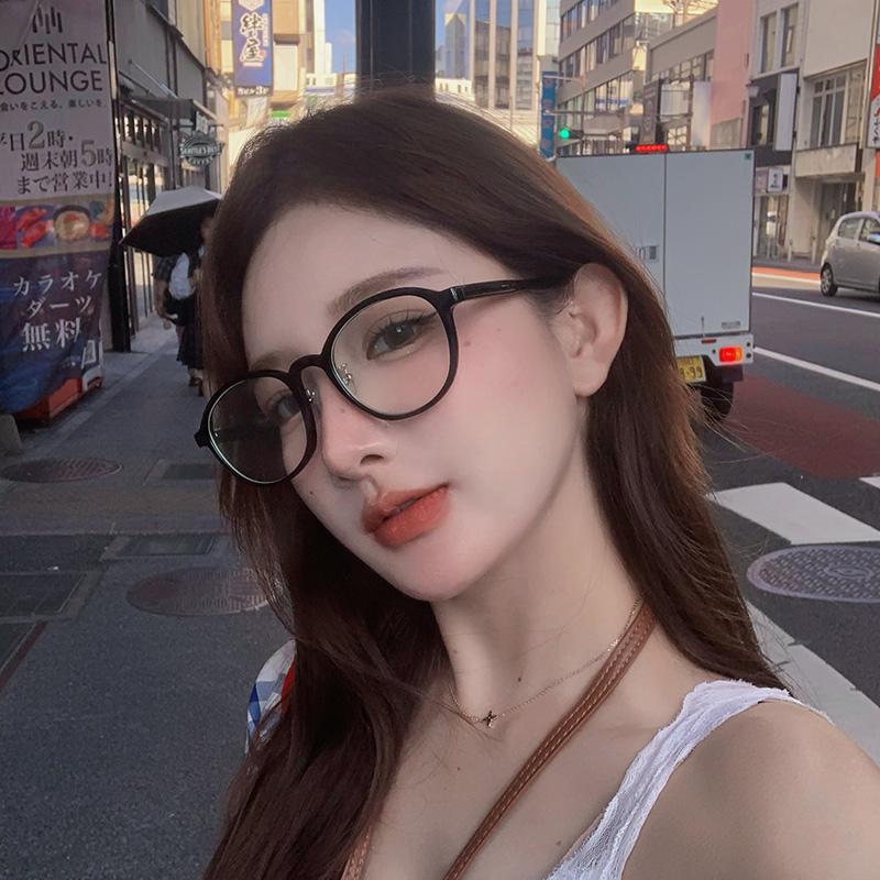ins网红同款防蓝光近视镜高级感