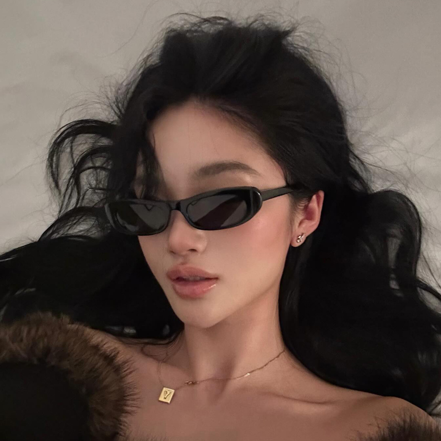 2026新款欧美窄框显脸小墨镜女小脸防紫外线高级感椭圆遮阳太阳镜