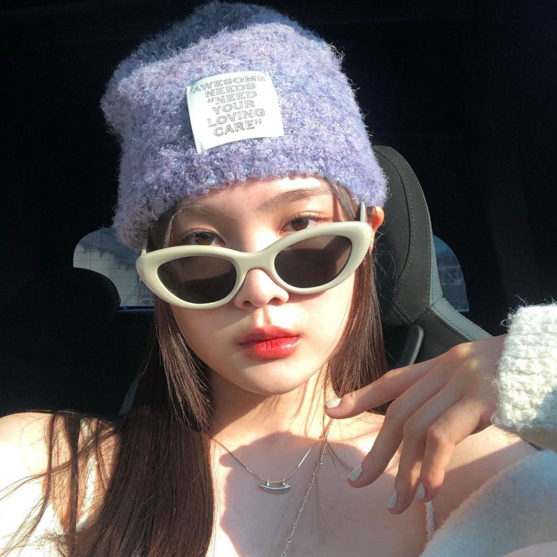 新款欧美女辣妹个性窄框猫眼墨镜