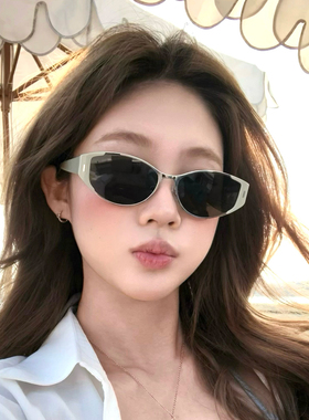 2026新款时尚猫眼墨镜女方圆脸显瘦夏季度假防紫外线遮阳太阳镜潮