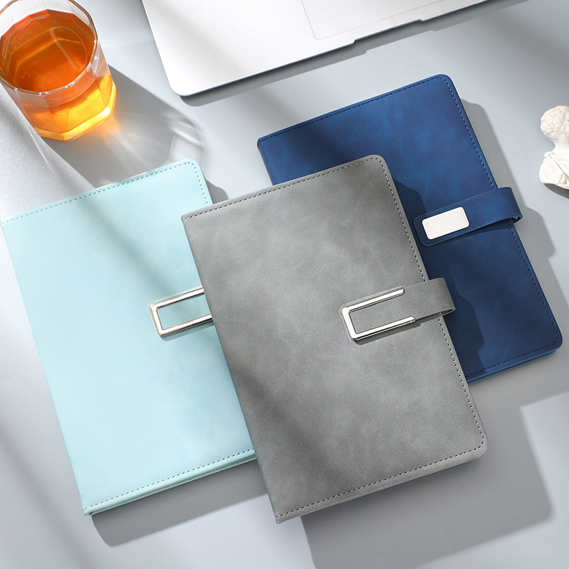 A5PU简约笔记本定制本子加厚窗格带扣商务办公记事本日记本会议