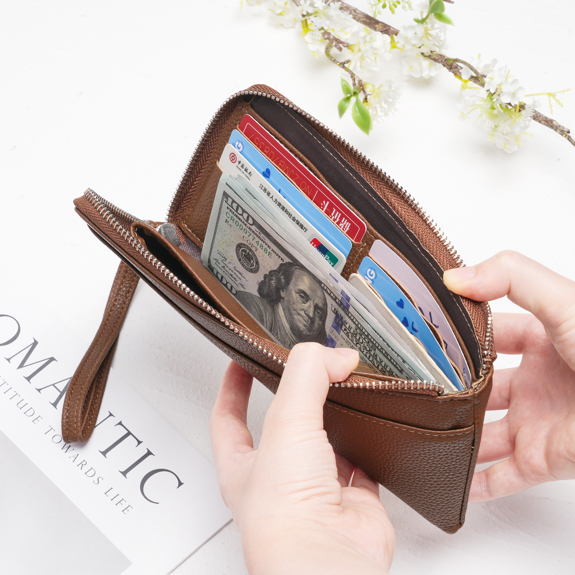 韩系纯色女长款钱包多卡位