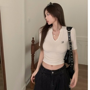 复古绣花短袖卡腰T恤修身显瘦V领短款甜辣妹风爵士舞上衣女团演出