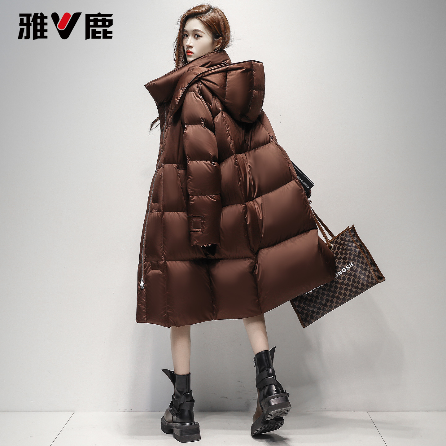 雅鹿高端时尚鹅绒服羽绒保暖外套
