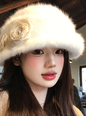 秋冬款白色花朵毛绒千金礼帽女优雅气质保暖高级感赫本风渔夫帽子