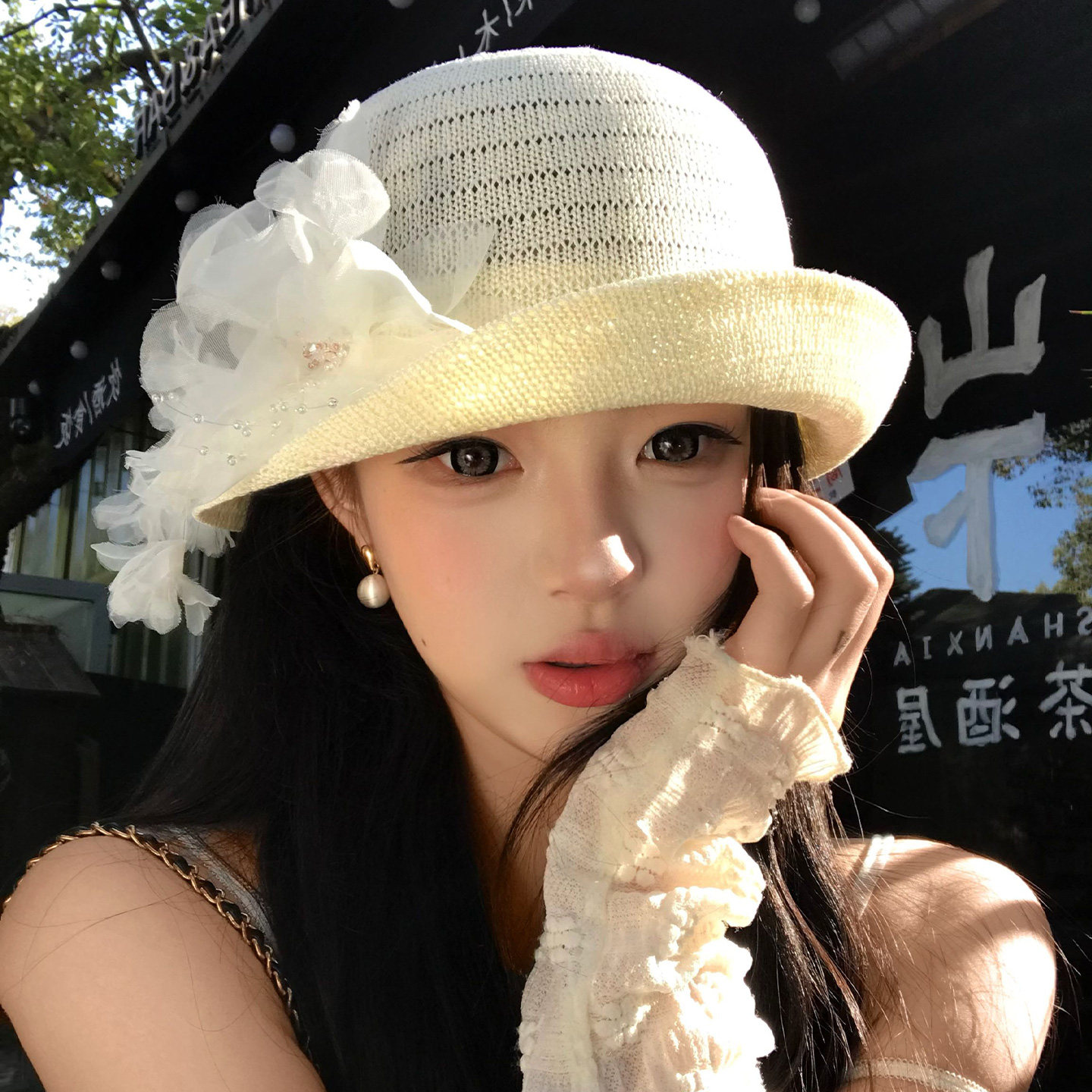法式花朵白色卷边礼帽女春夏薄款高级感优雅气质针织盆帽渔夫帽子