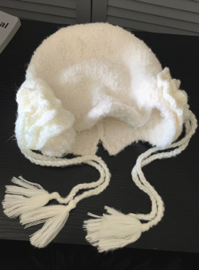 白色花朵流苏针织包头帽女秋冬