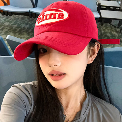 红色棒球帽女显脸小大帽檐鸭舌帽