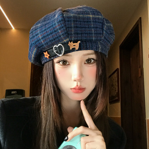 英伦复古格纹爱心猫咪扣带贝雷帽