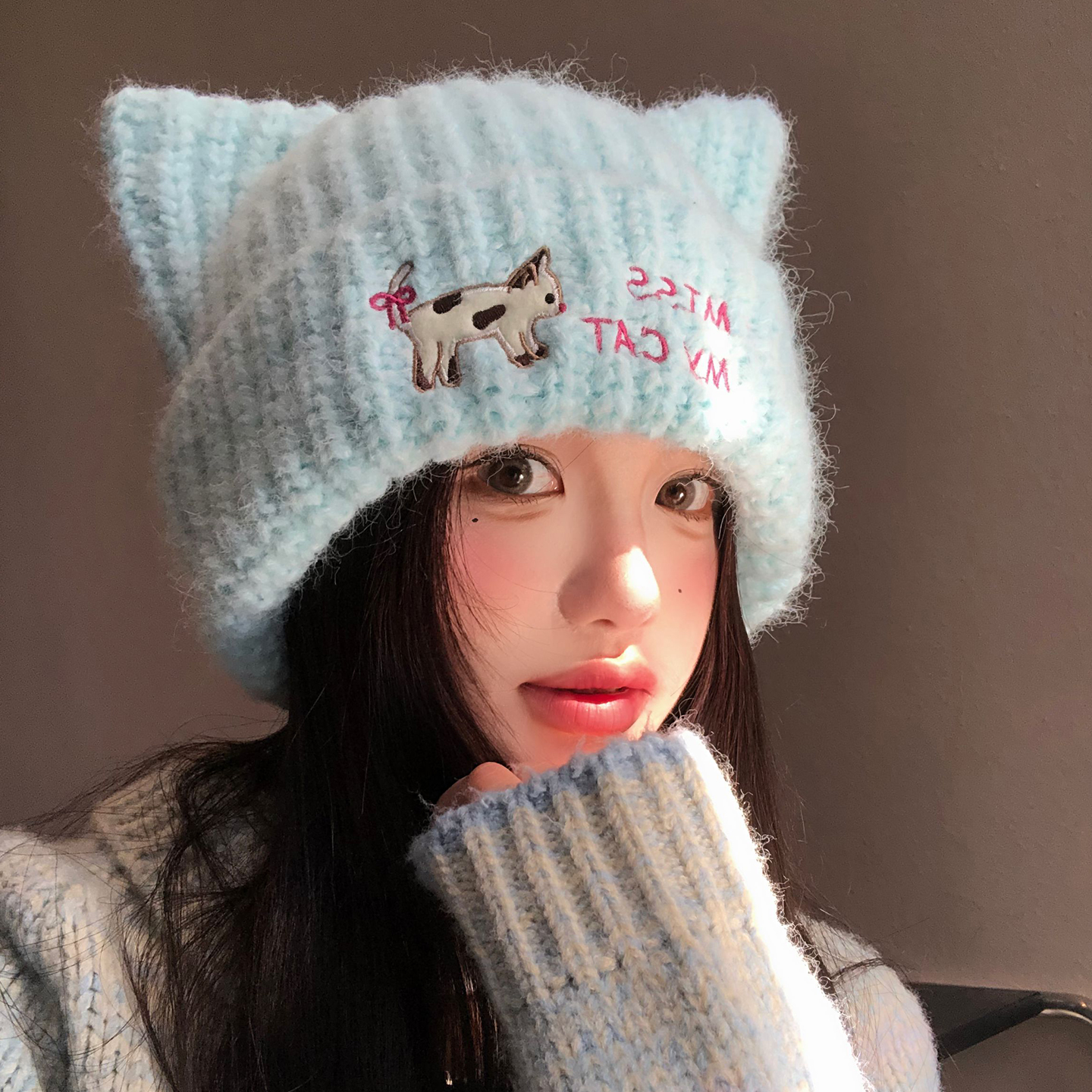 可爱猫咪耳朵刺绣蓝色毛线帽女