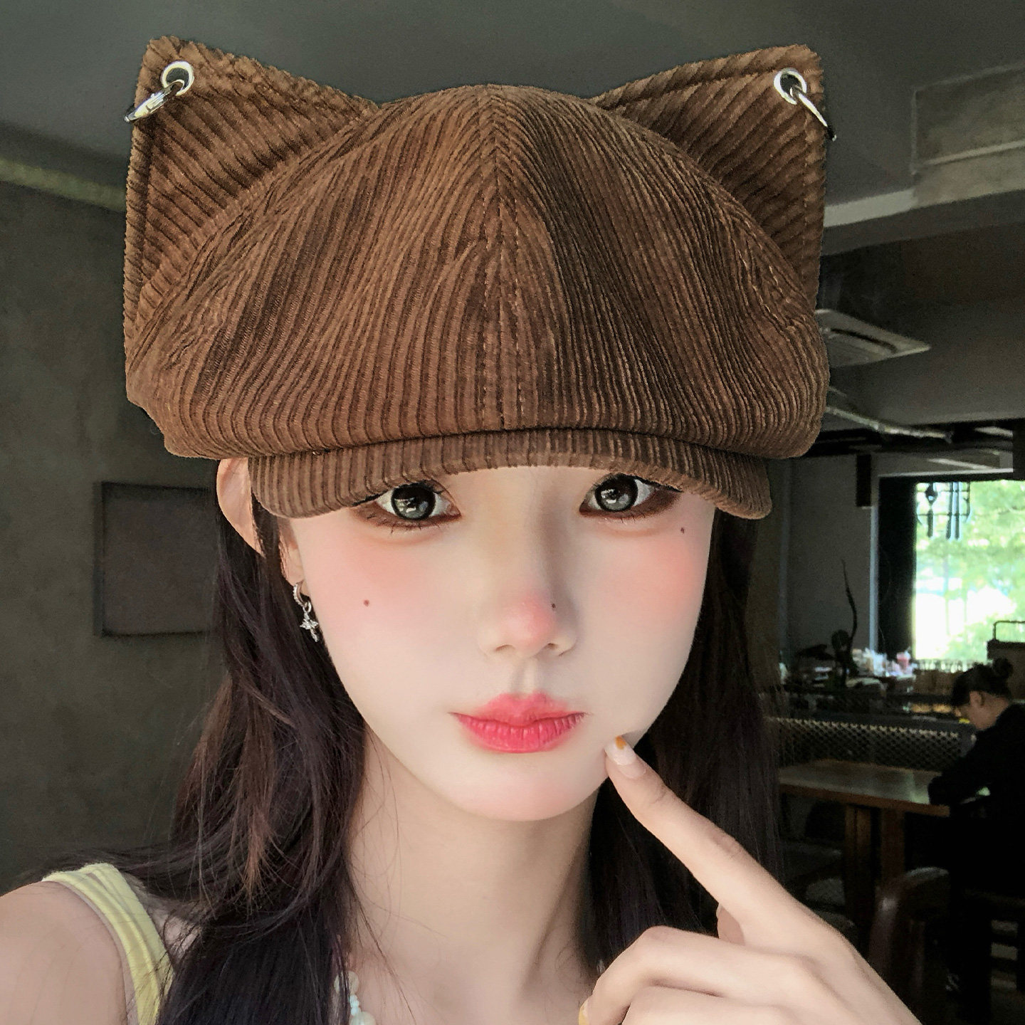 日系可爱猫耳朵灯芯绒八角贝雷帽女早秋百搭显脸小报童帽子前进帽