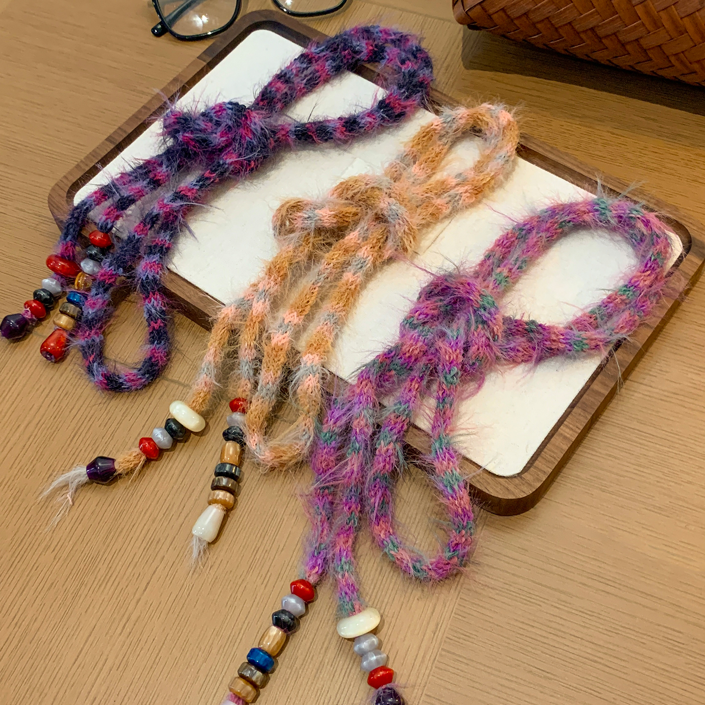 辣妹甜酷彩色串珠毛线小长条围巾女亚文化小众配饰千禧风搭配颈带