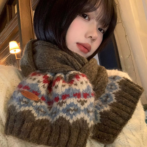费尔岛咖色针织围巾女2025年冬季