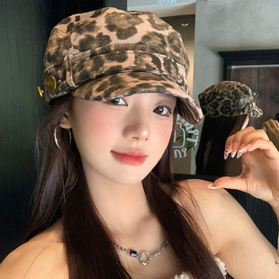 美式 豹纹平顶鸭舌帽女复古辣妹街头风时髦百搭宽檐显脸小贝雷帽子