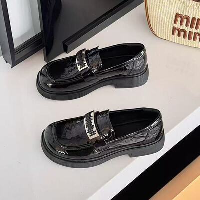 VK定制 韩版真皮时尚休闲运动鞋女