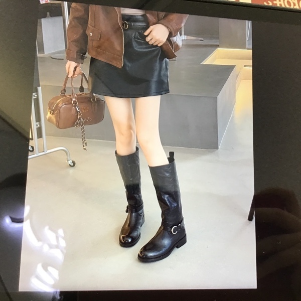 高档头层牛皮粗跟时尚短靴女