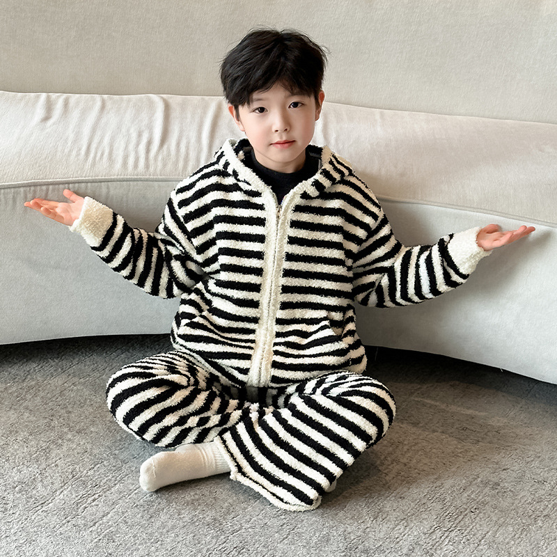 男童秋冬睡衣中大儿童半边绒家居服套装条纹连帽珊瑚绒保暖两件套
