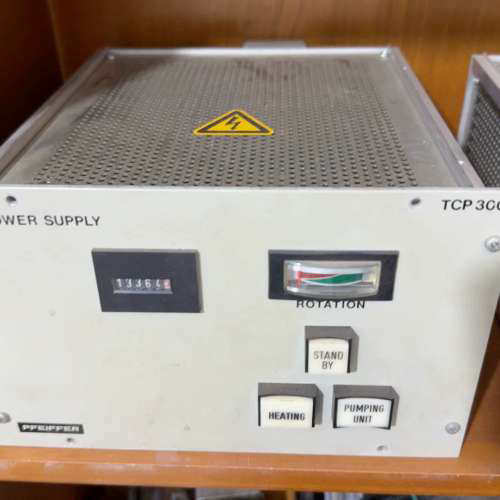 台州设备普发涡轮分子泵控制器tcp300，两个，可议价出