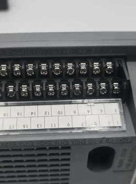 台州设备转换适配器，驱动器XBTGH2000，，具体看标签