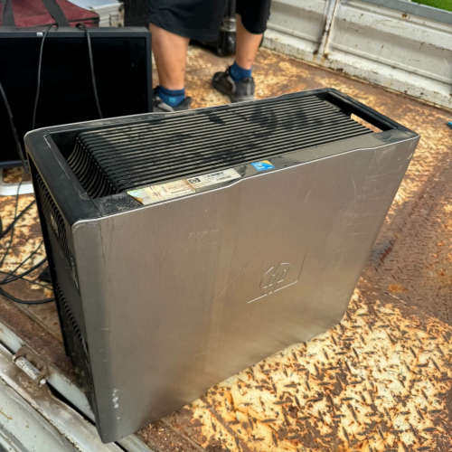 台州设备HP/Z800专业图形工作站  刚从单位收回来 谁要直接