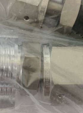 台州设备FUJlKlN金VCR转卡套接头，，三个出