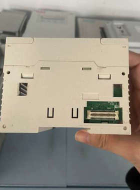 台州设备PLC控制器，型号TWDLCAE40DRF，下来