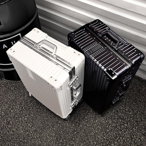 女拉杆箱游乐者铝框万向轮