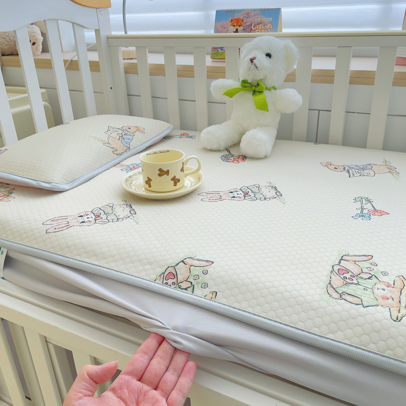 a類母嬰級夏季兒童冰絲涼席