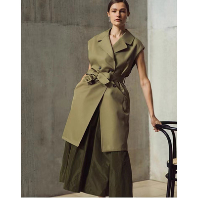 CE*F*R无袖翻领中长款通勤风衣