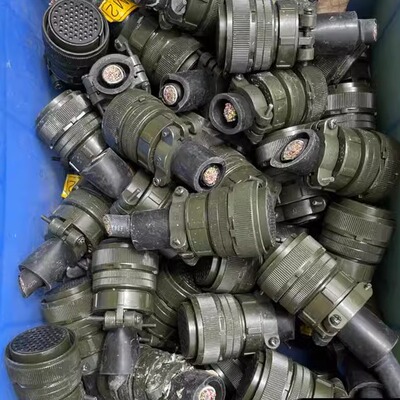 全新库存JAE,Tev9AjK7，航空插头、四芯、议价