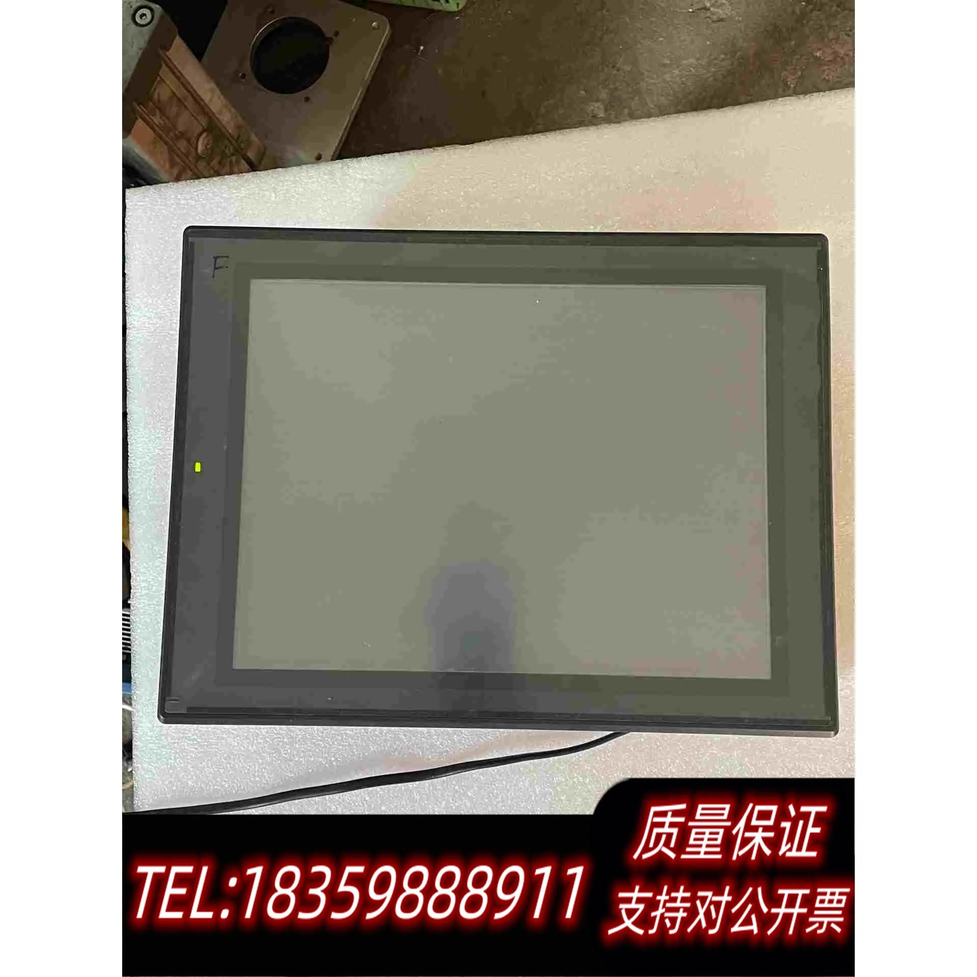 全新库存基恩士触摸屏VT3-S12不错，开机不亮。需询价