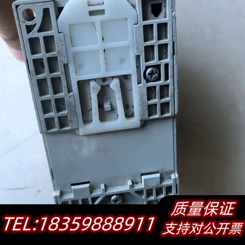 变频器  型号VFD007L21A议价