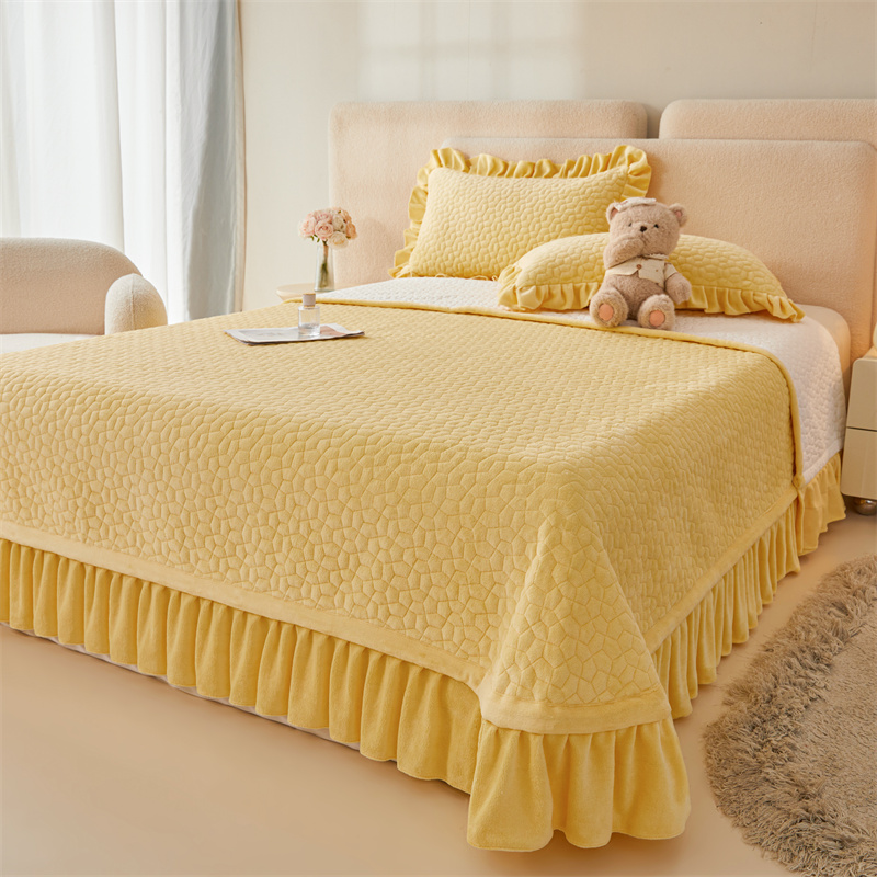 冬季保暖牛奶绒夹棉床盖款三件套