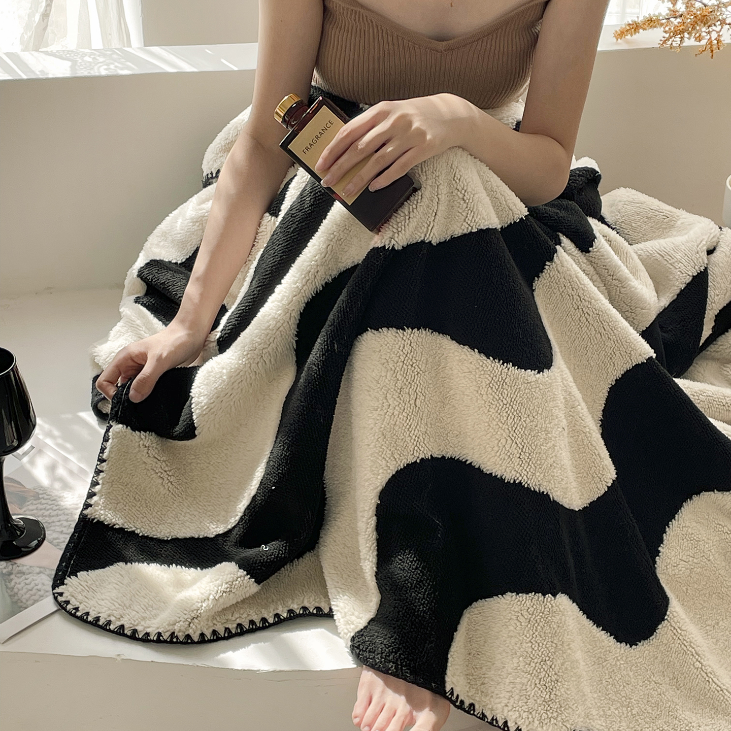 2025新款毛毯沙发盖毯双面印花舒棉绒毛毯冬季加厚保暖防静电毯子