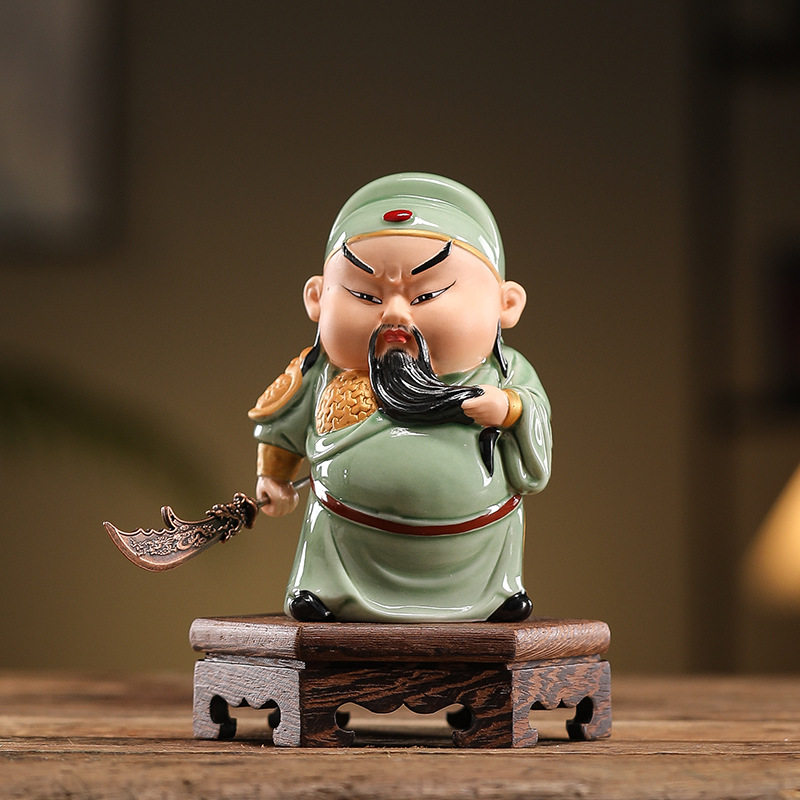 陶瓷关公人物神像茶室招财工艺品武圣关羽家居办公汽车摆件装饰品