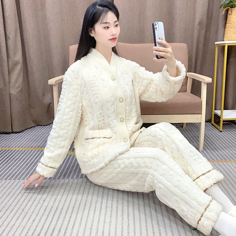 珊瑚绒女士睡衣冬天加厚保暖时尚洋气可外穿法兰绒家居服套装Y147