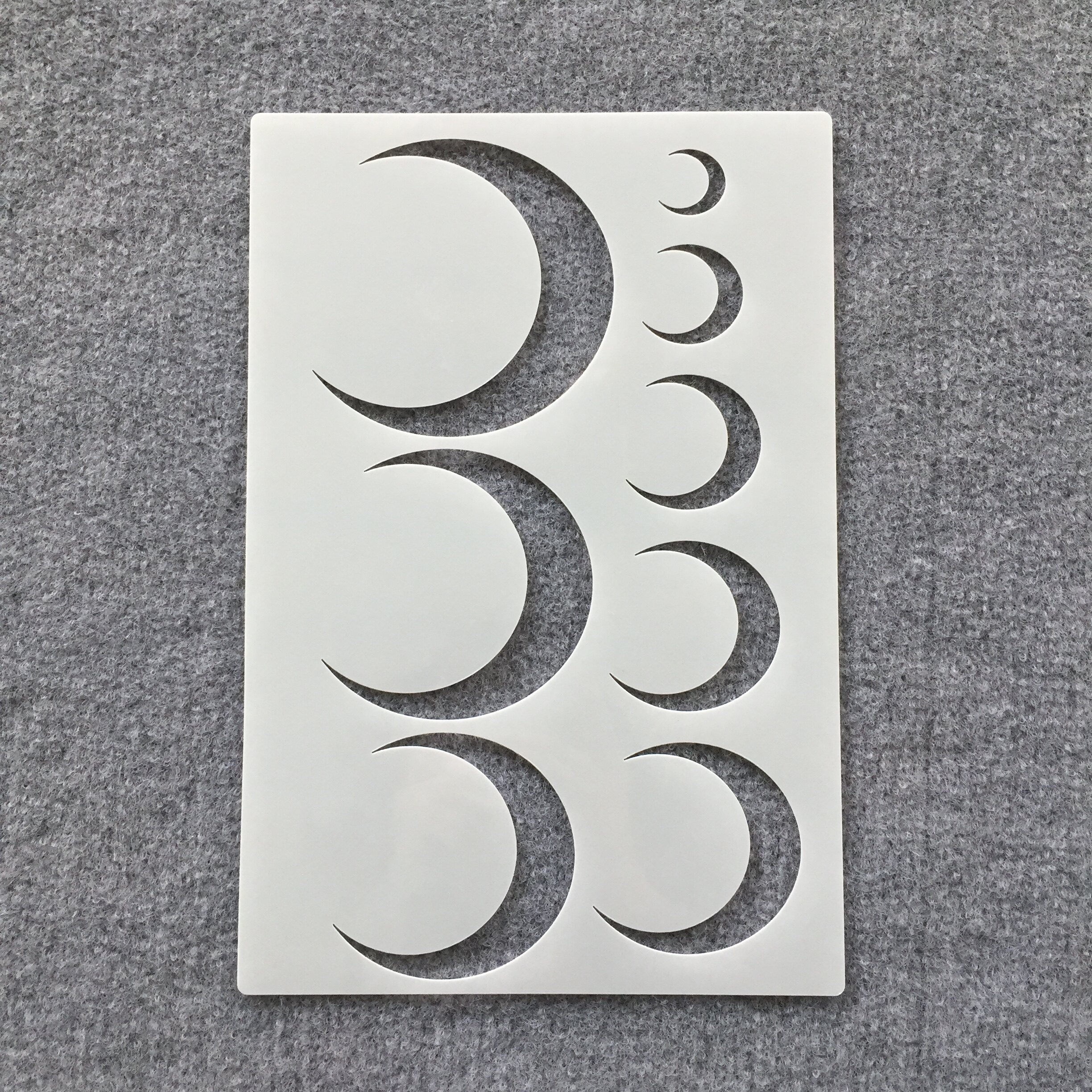 새로운 창조적 인 기하학적 그림 중공 템플릿 어린이 보조 장식 잉크젯 그림 템플릿 눈금자